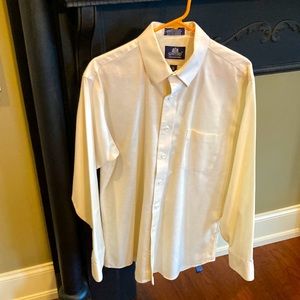 Men’s button down long sleeve dress shirt, size 16/35, large.